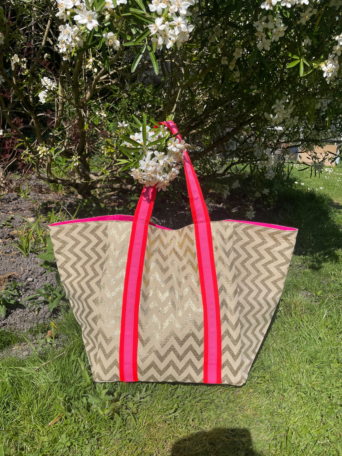 ZIG ZAG WITH PINK BEACH BAG