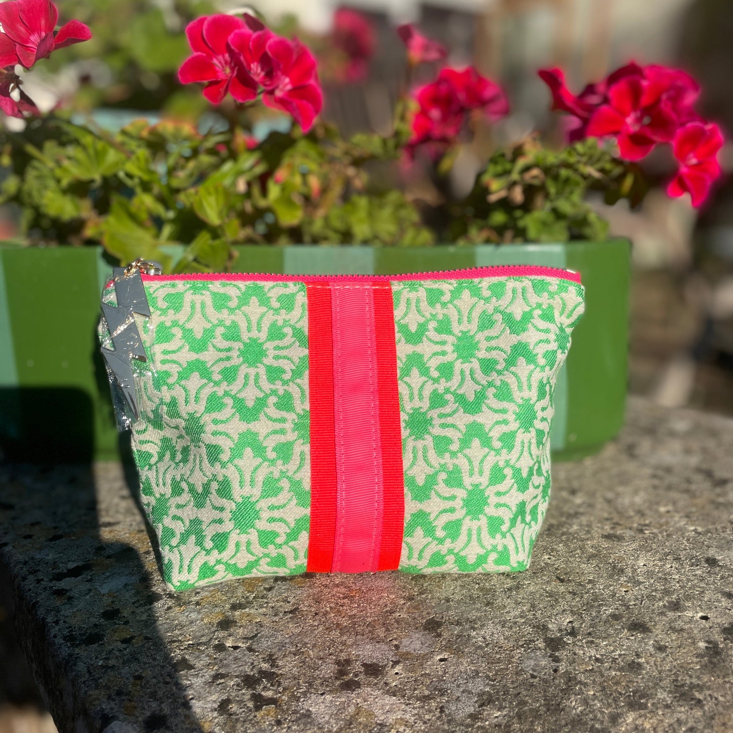 SMALL GREEN & CREAM BAG WITH STRIPE