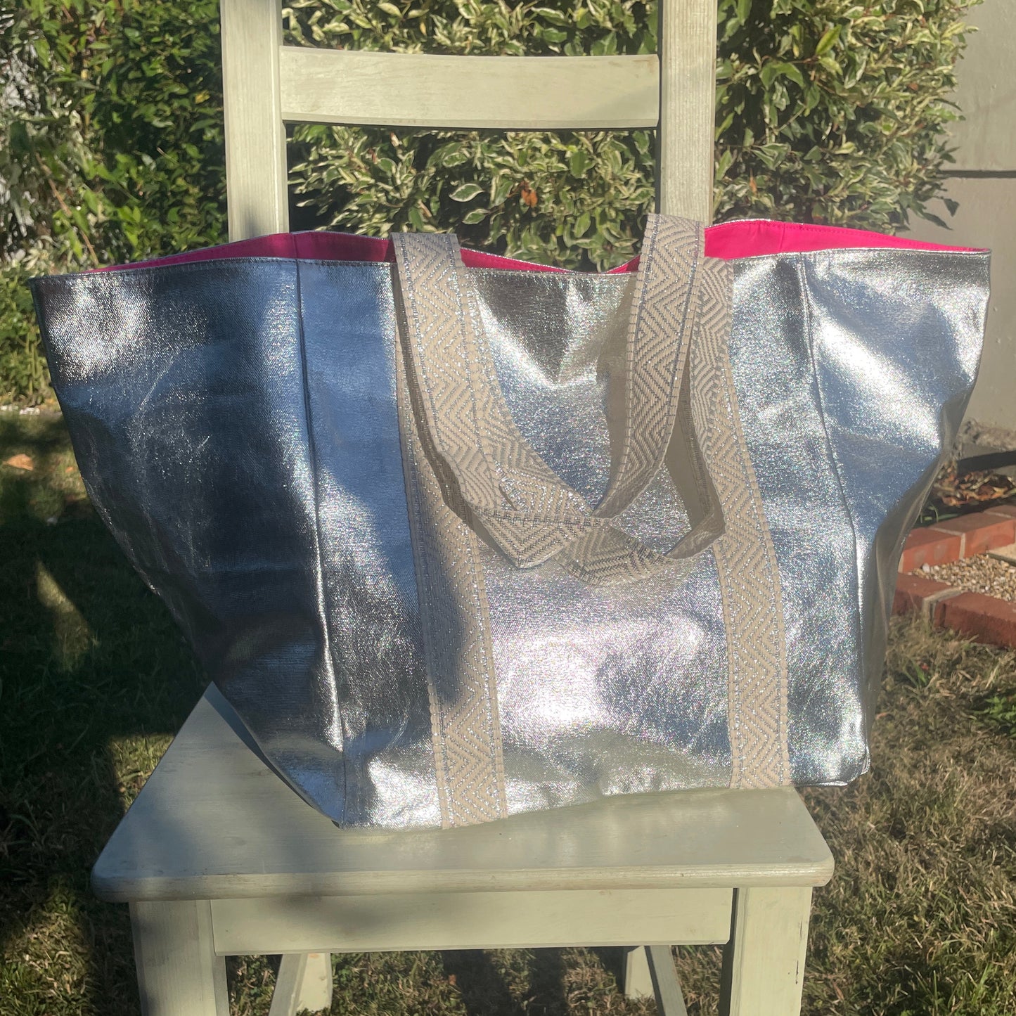 SHEENY SILVER TOTE BAG