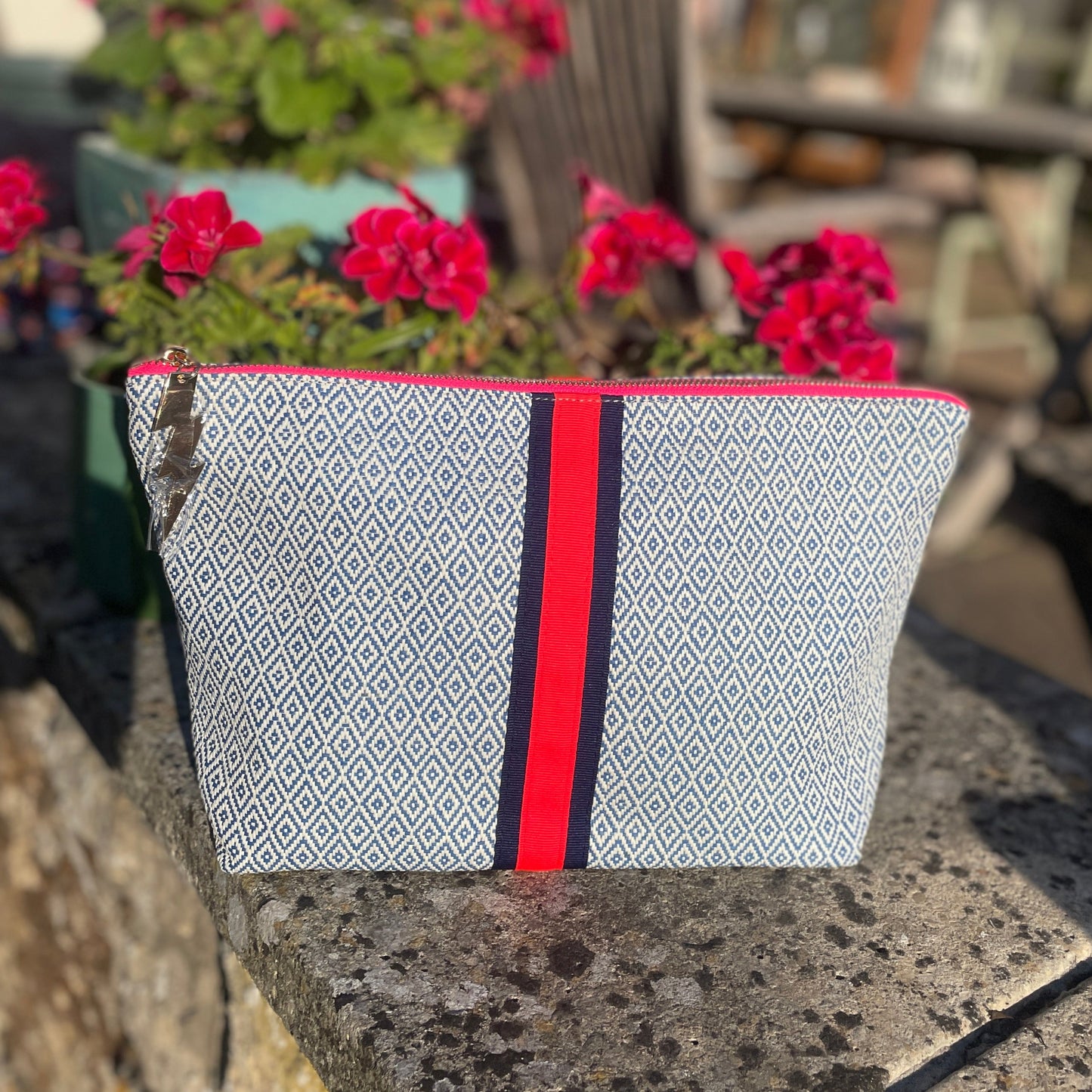 LARGE BLUE & CREAM DIAMOND BAG