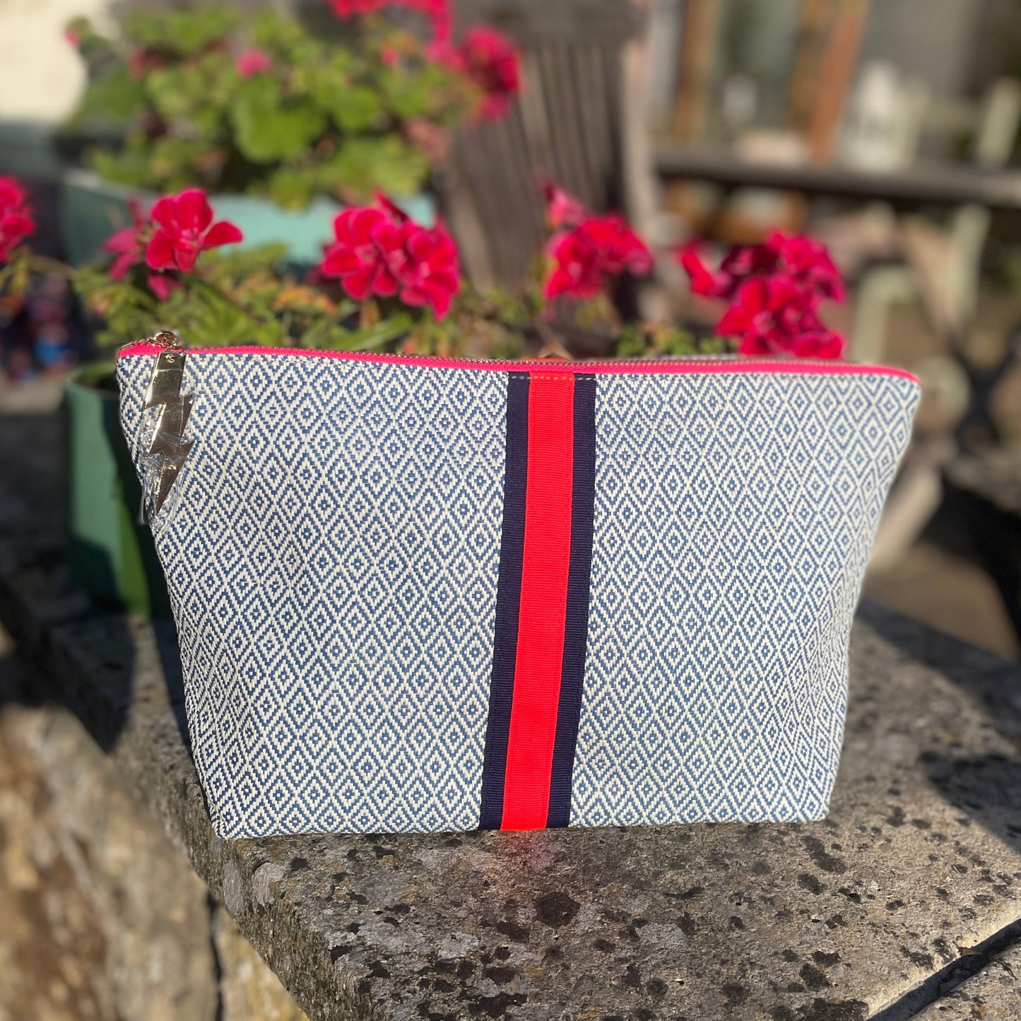 LARGE BLUE & CREAM DIAMOND BAG