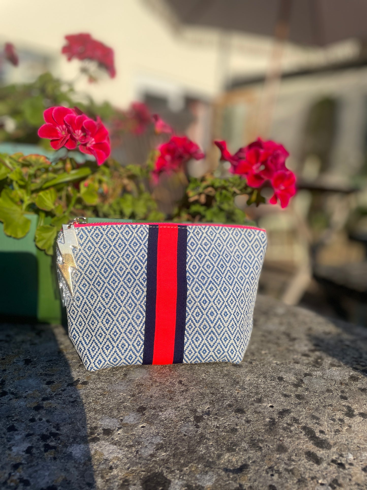 SMALL CREAM & BLUE DIAMOND BAG