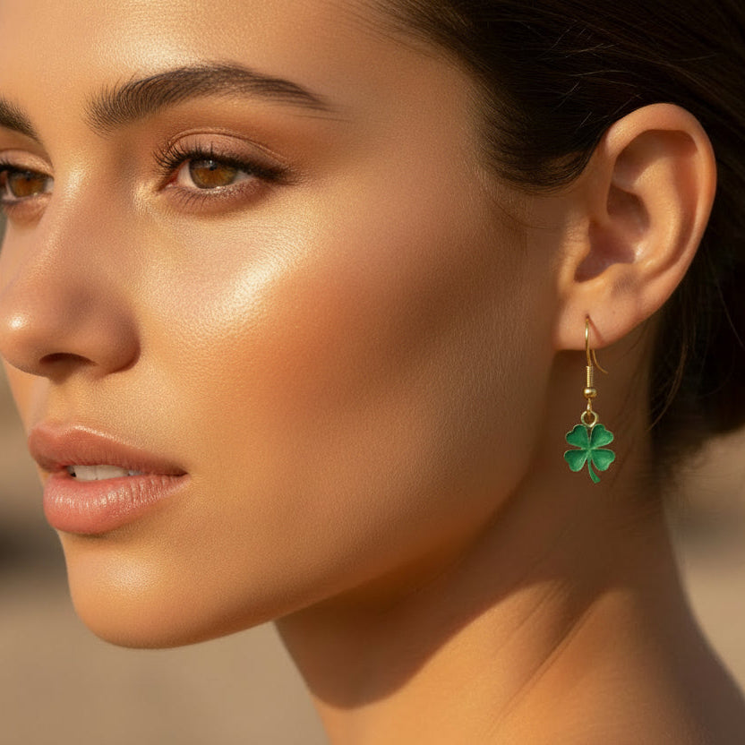 LUCKY 4 LEAF CLOVER EARRINGS Cockatoo