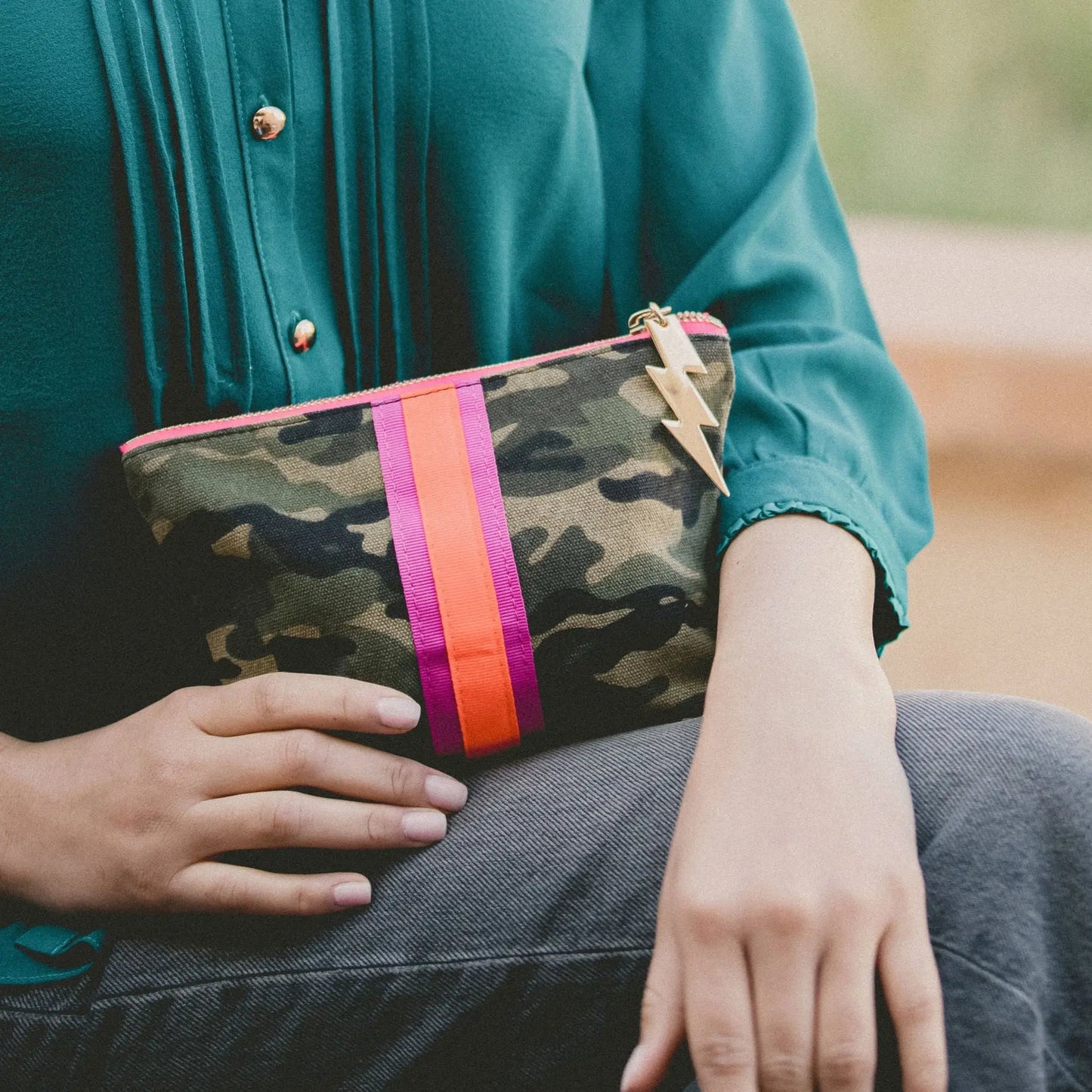 SMALL CAMO BAG NEW IN