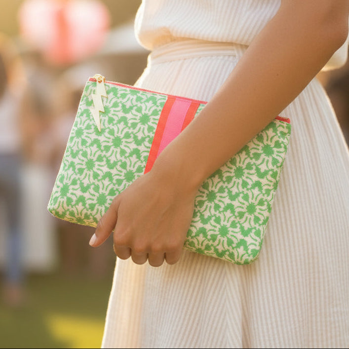 GREEN & CREAM WOVEN CLUTCH BAG