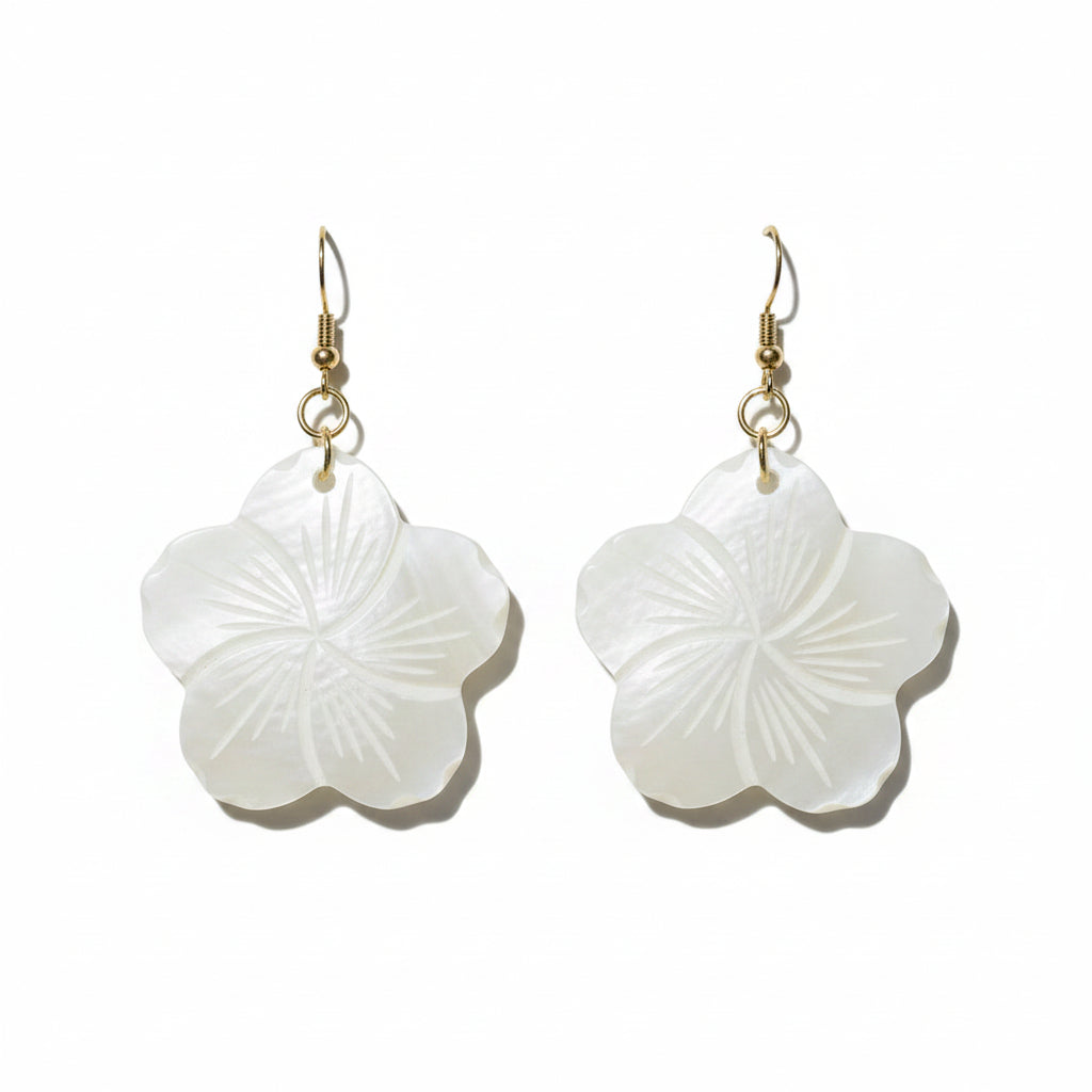 LARGE FLOWER NATURAL SHELL EARRINGS