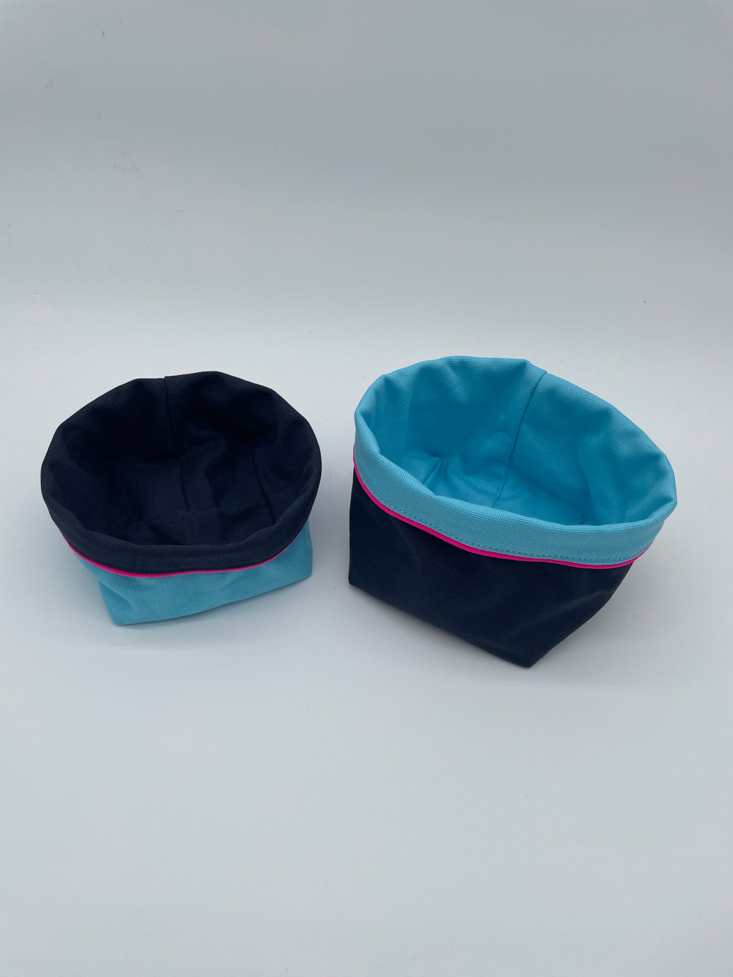 REVERSIBLE OLIVE FABRIC STORAGE POT | TURQUOISE/NAVY