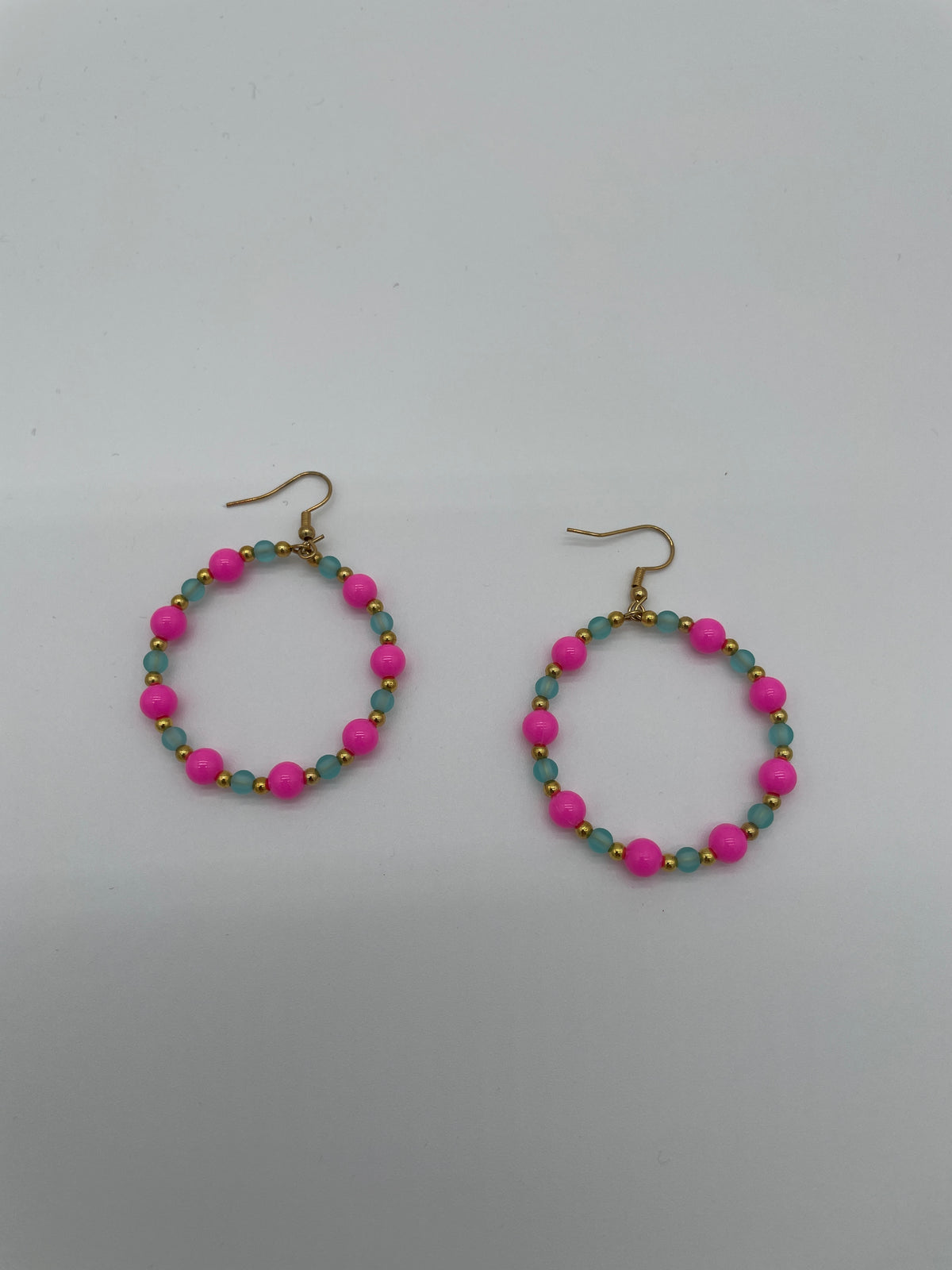 BEADED CIRQUE HOOPS - PINK/TURQUOISE
