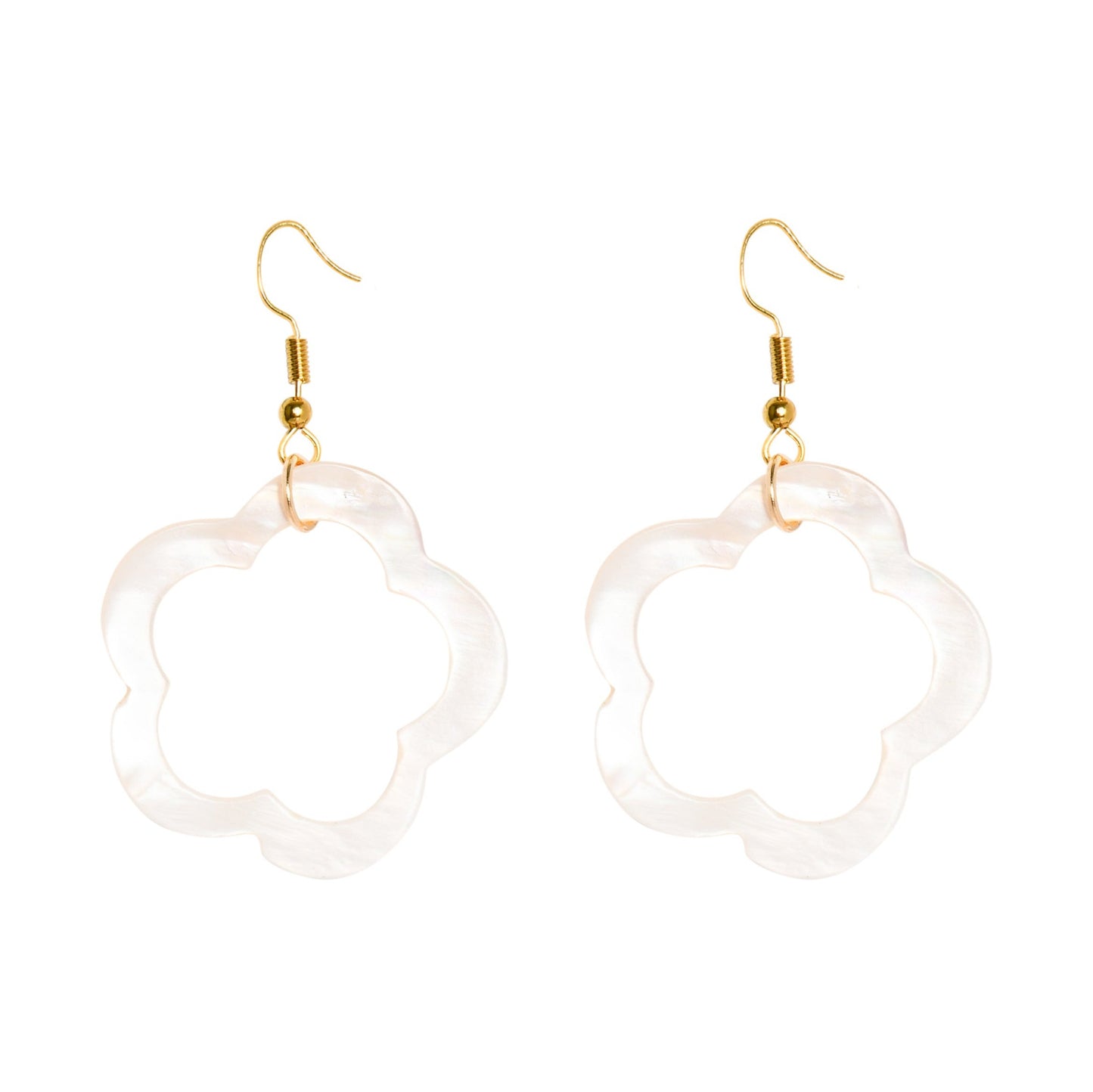 NATURAL SHELL CLOVER EARRINGS